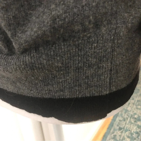 Gloria Sachs 100% Cashmere Vintage Button Crewneck Sweater Medium - Picture 7 of 9